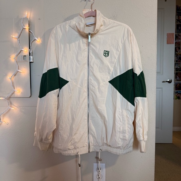 Bo + Tee Jackets & Blazers - Bo + Tee Water-repellent Colorblock Lightweight Jacket - Size Small/Medium